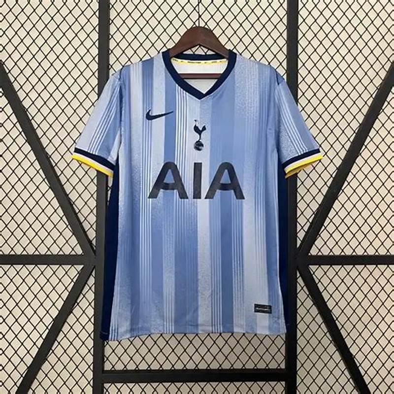 Tottenham Hotspurs 24-25 away kit